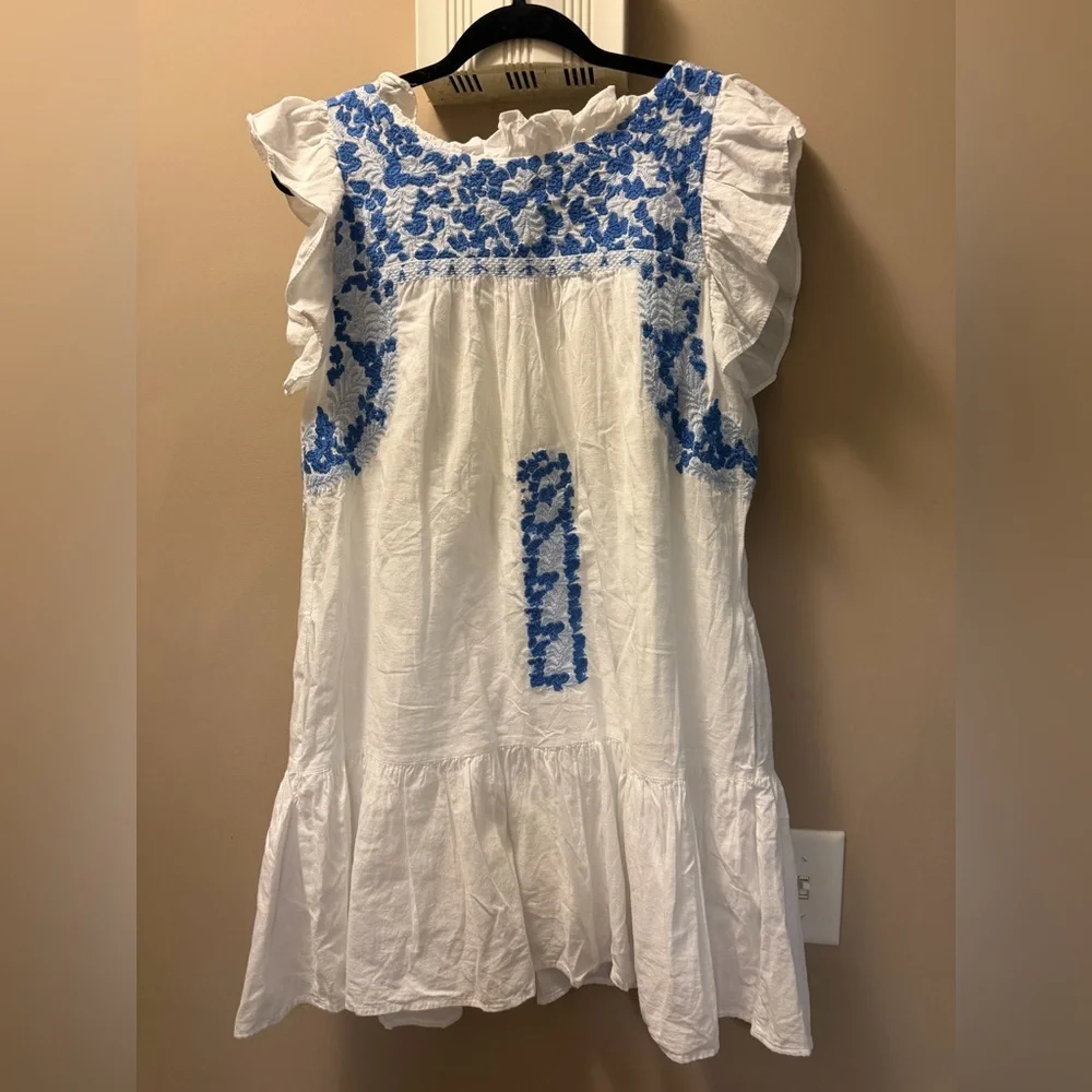 J. Marie M Boho Embroidered Dress blue white perfect condition smoke pet free - Picture 3 of 9